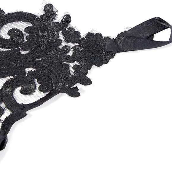 Feather Lace Fingerless Gloves - Picture 5 of 5